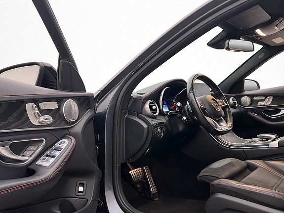 Mercedes-Benz C450 11 of 30