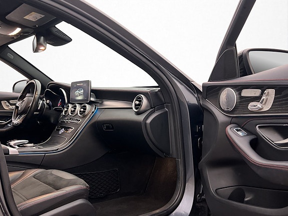 Mercedes-Benz C450 16 of 30