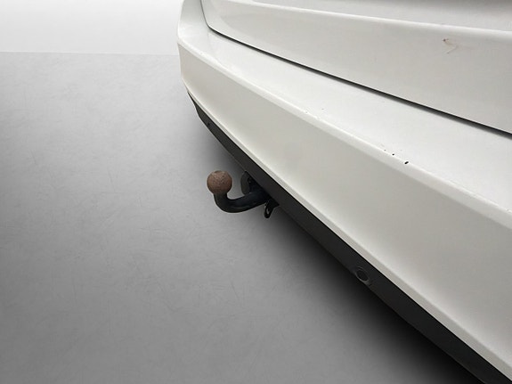 Volvo V70 10 of 30