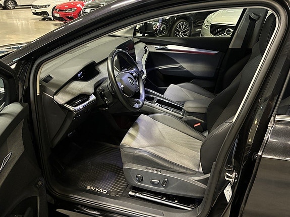 Skoda Enyaq 9 of 22