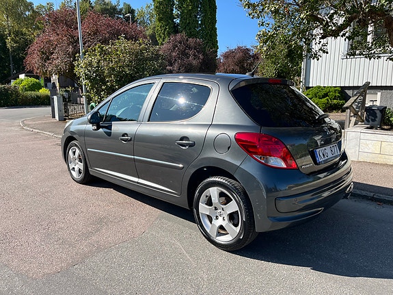 Peugeot 207 3 of 7