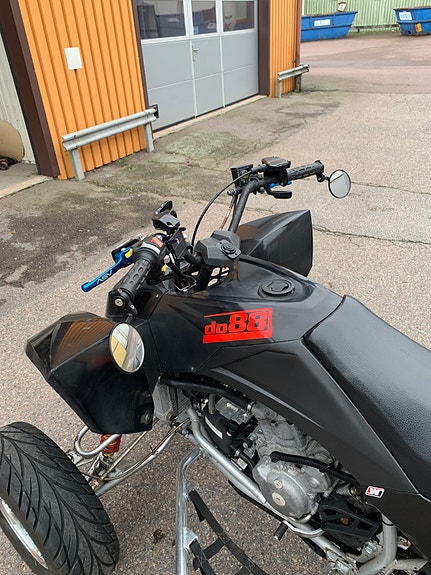 SMC Wildcat 500 vägreggad 8 of 12