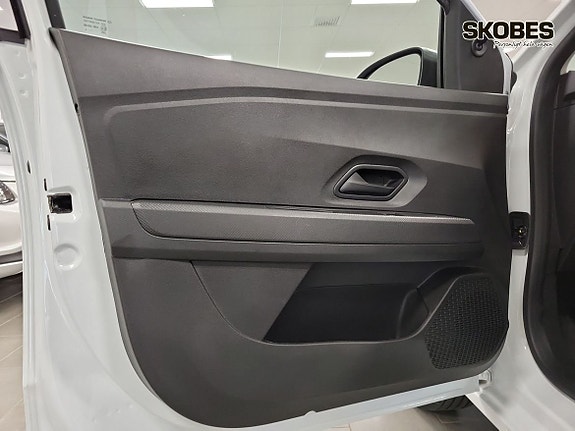 Dacia Sandero 14 of 18