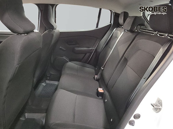 Dacia Sandero 8 of 18
