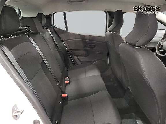 Dacia Sandero 9 of 18