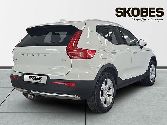 Volvo XC40 7 of 19