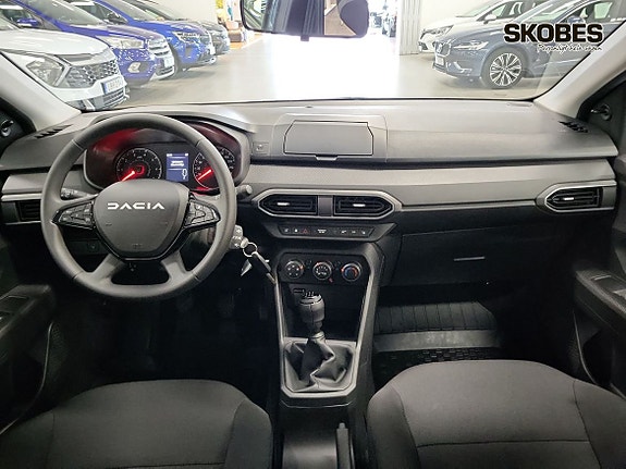 Dacia Sandero 12 of 19
