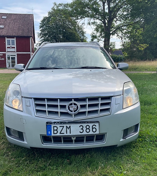 Cadillac BLS 3 of 6