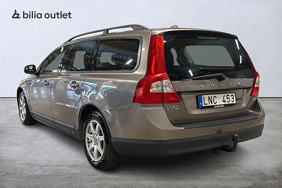 Volvo V70 3 of 27