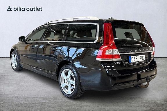 Volvo V70 3 of 25