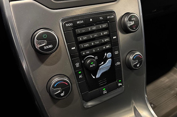 Volvo V70 15 of 25