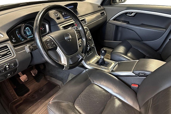 Volvo V70 13 of 25