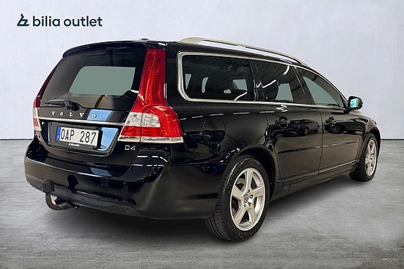 Volvo V70 8 of 25