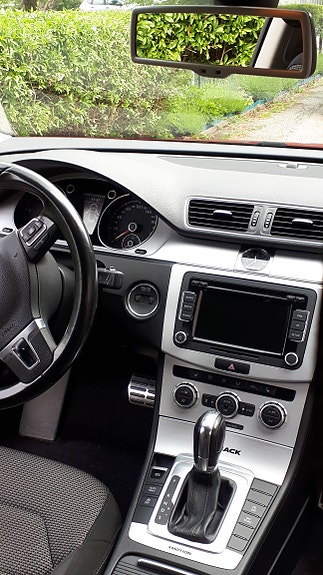 Volkswagen Passat Alltrack 7 of 9