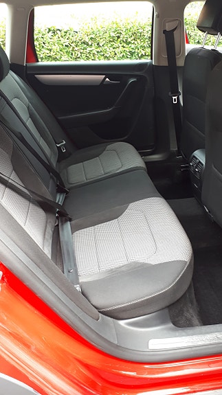 Volkswagen Passat Alltrack 8 of 9