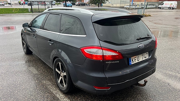 Ford Mondeo 2 of 8