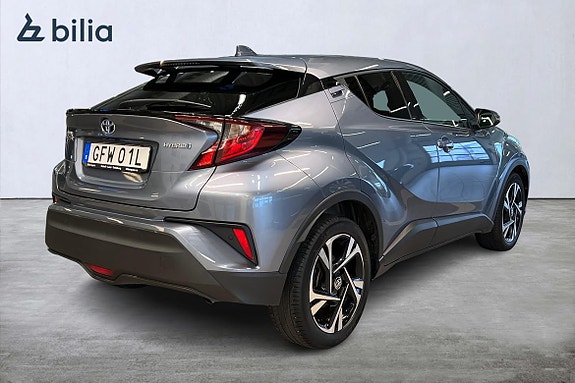 Toyota C-HR 22 of 30