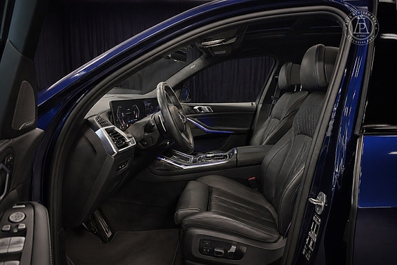 BMW X7 9 of 13