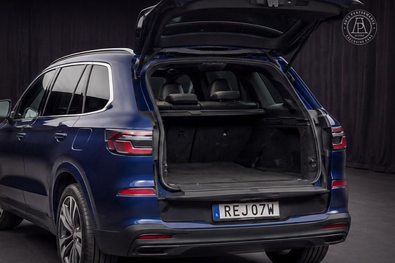 BMW X7 13 of 13