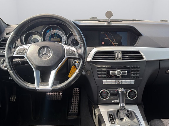 Mercedes-Benz C180 15 of 27