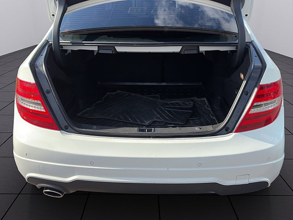 Mercedes-Benz C180 26 of 27