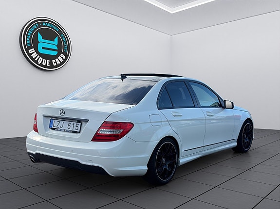 Mercedes-Benz C180 4 of 27
