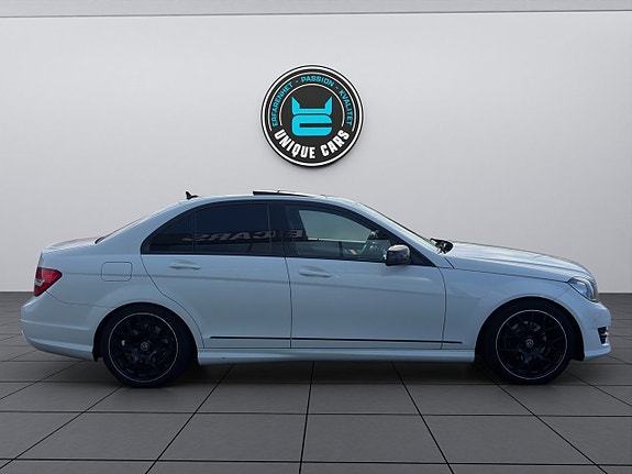 Mercedes-Benz C180 3 of 27