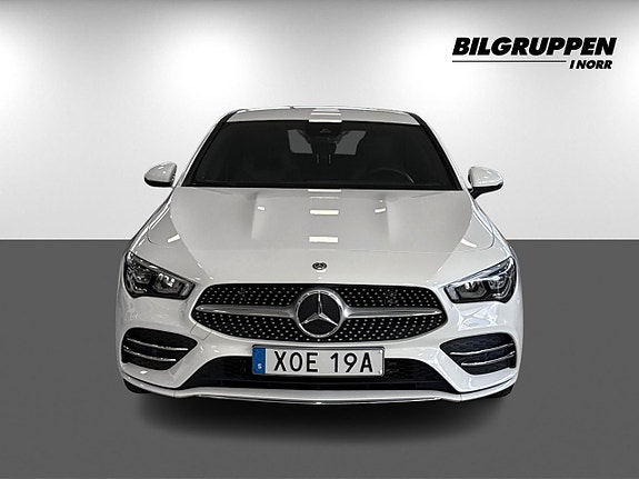 Mercedes-Benz CLA200 2 of 19