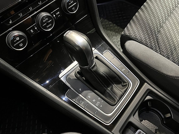 Volkswagen Golf I 15 of 19