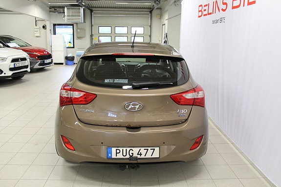 Hyundai i30 5 of 10