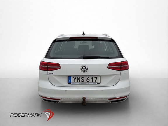 Volkswagen Passat 5 of 30