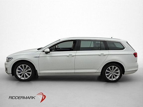 Volkswagen Passat 2 of 30