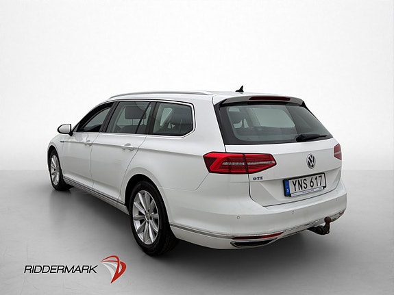 Volkswagen Passat 4 of 30