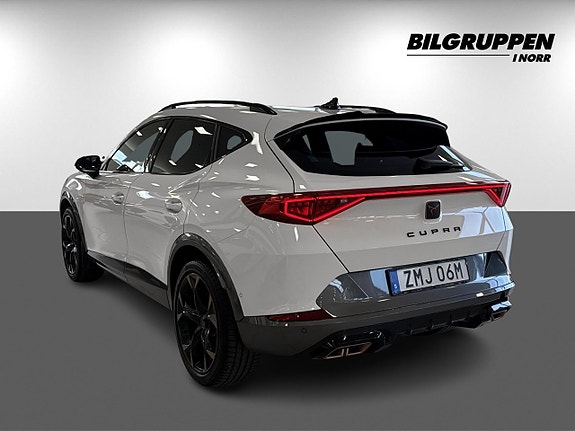 Cupra Formentor e-HYBRID 6 of 17