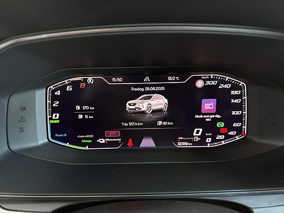 Cupra Formentor e-HYBRID 10 of 17