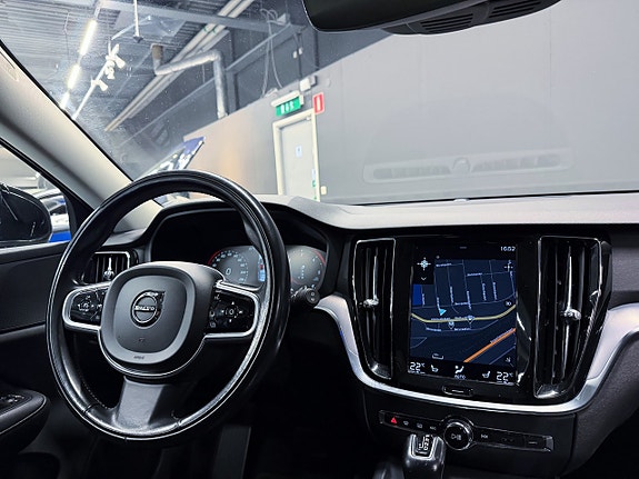 Volvo V60 17 of 17