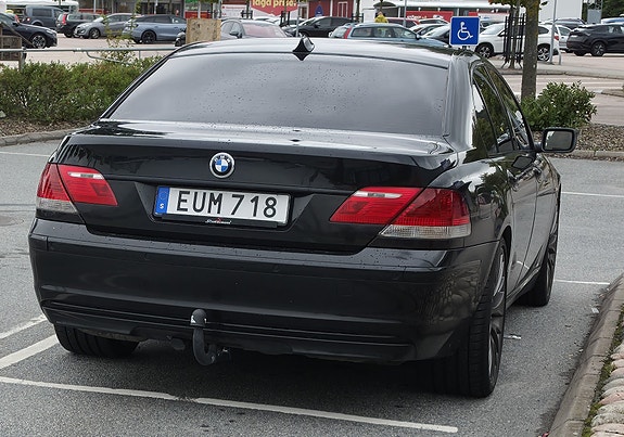 BMW 730d 5 of 10