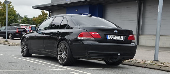 BMW 730d 4 of 10