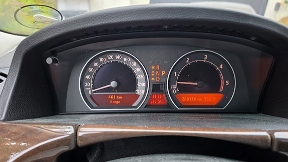 BMW 730d 6 of 10
