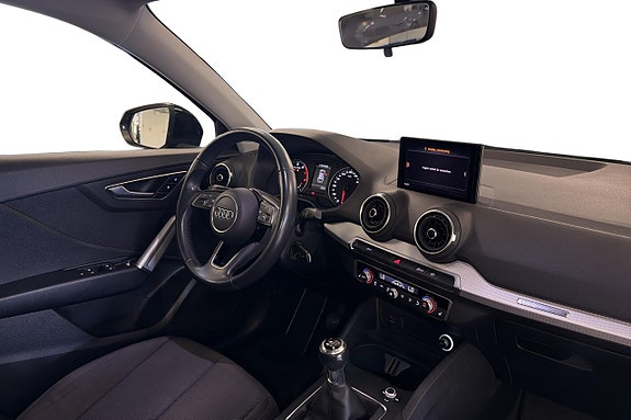 Audi Q2 15 of 18