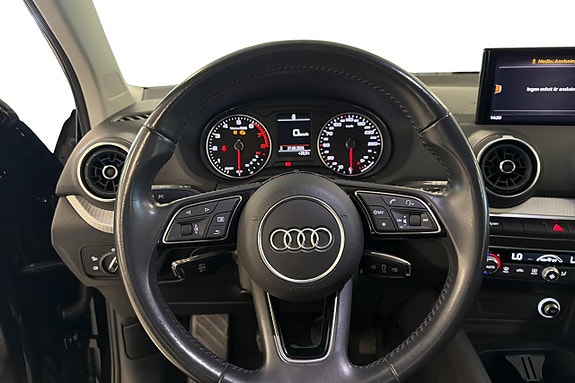 Audi Q2 12 of 18