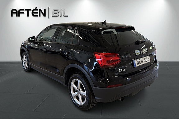 Audi Q2 10 of 18