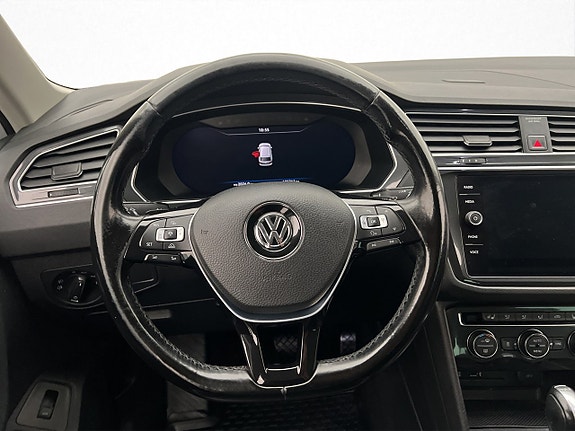 Volkswagen Tiguan 14 of 28