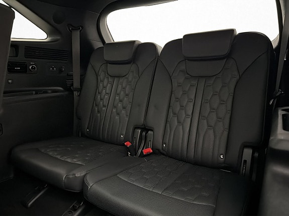 Kia Sorento 11 of 30