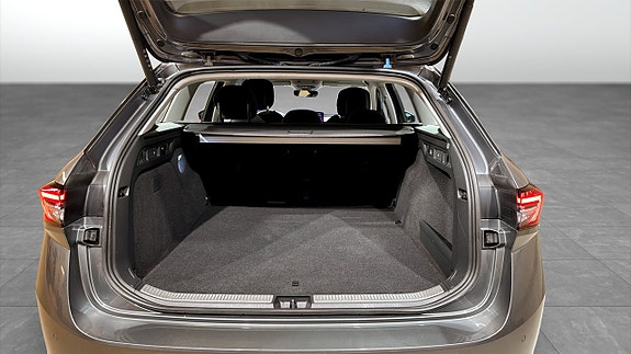 Skoda Superb 12 of 22