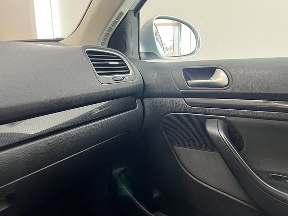 Volkswagen Golf I 16 of 27