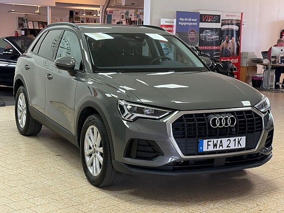 Audi Q3 9 of 27