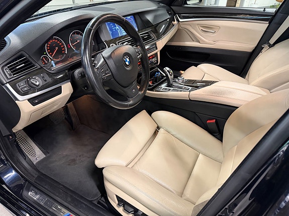 BMW 550i 14 of 24
