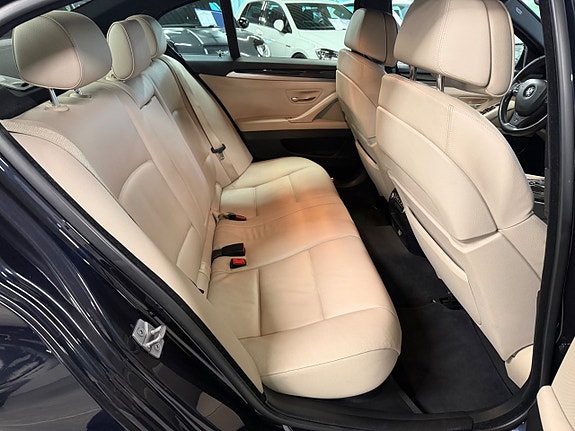 BMW 550i 8 of 24