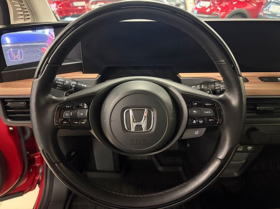 Honda e 11 of 19